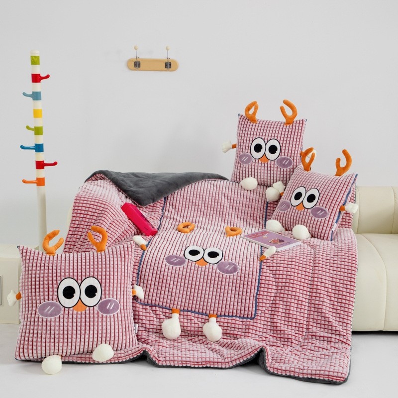 新款高克重牛奶绒抱枕被车载沙发午休靠垫 多功能卡通抱枕被,居家布艺,抱枕被,淘宝优惠券,粉丝福利购,淘宝优惠卷