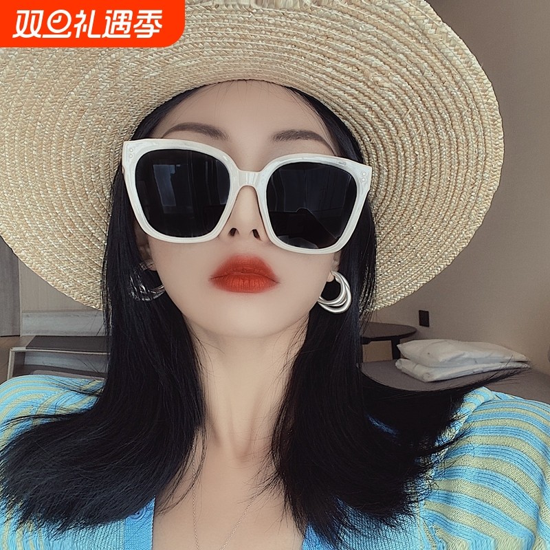 新款白色偏光墨镜高级感ins女网红眼镜大脸显脸小太阳镜驾驶圆脸