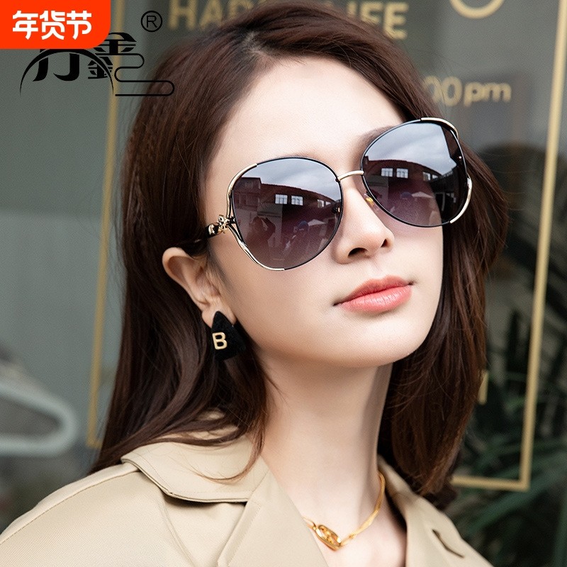 新款偏光太阳镜女士欧美大框狐狸头墨镜女高级感金属镶钻太阳眼镜