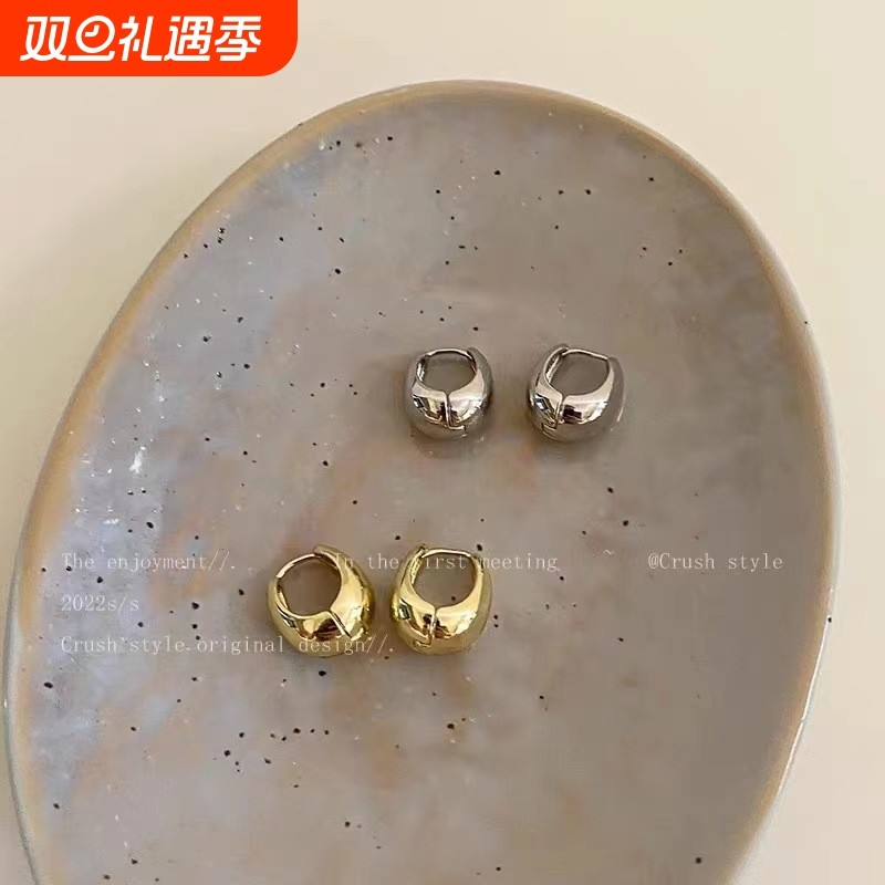 欧美风~圆弧金属素圈耳圈女ins简约气质耳环2022年新款潮通勤