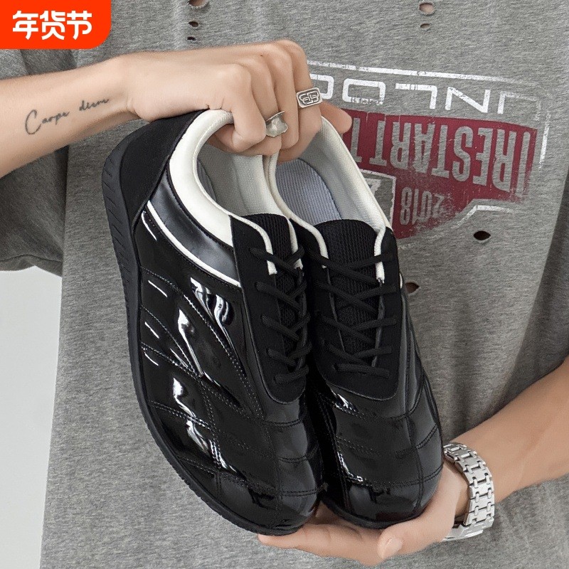 夏季新款小众男款德训鞋运动鞋高级休闲鞋网红超轻男鞋,流行男鞋,德训鞋,淘宝优惠券,粉丝福利购,淘宝优惠卷