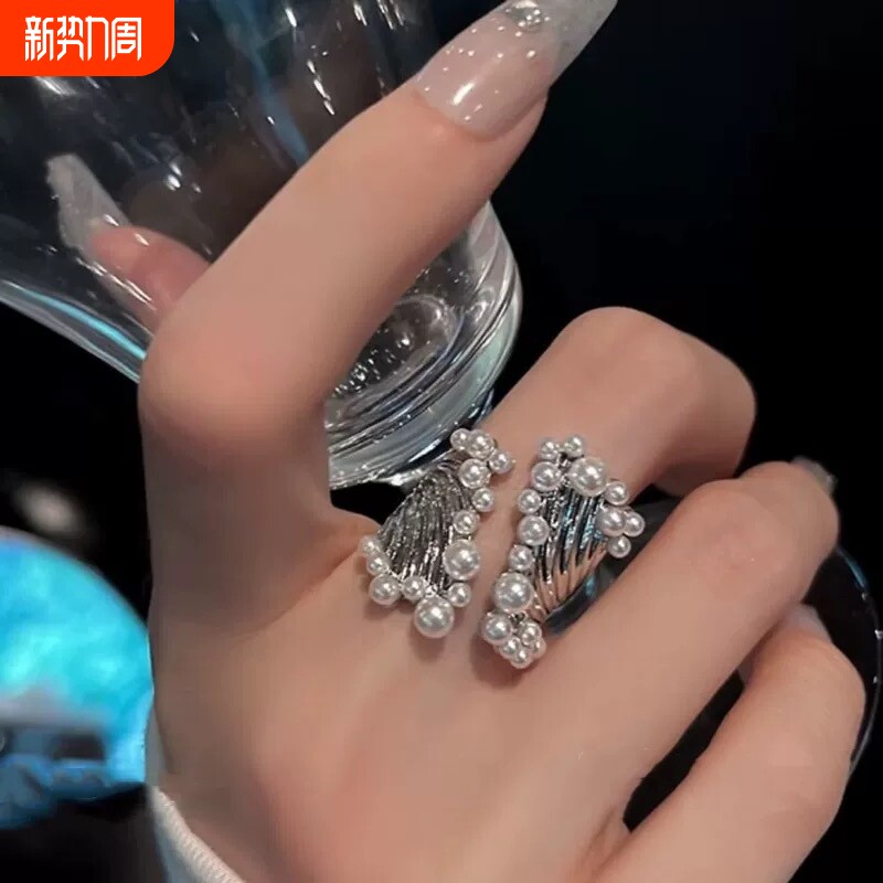 小众设计高级感宽版珍珠戒指女欧美个性轻奢精致夸张开口食指戒潮