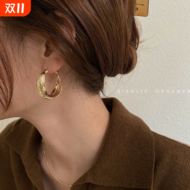 交叉麻花冷淡风耳钉复古金属