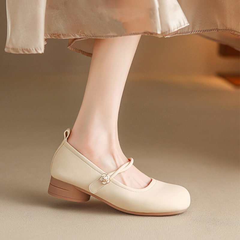 巨软！2025新款法式平底旗袍鞋白色玛丽珍单鞋时尚芭蕾女鞋晚晚鞋