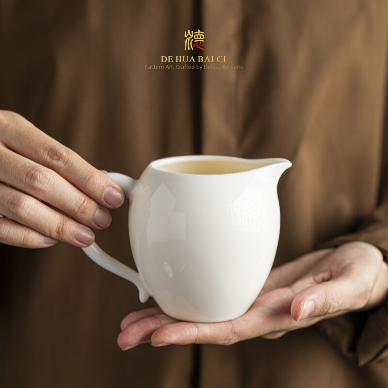德化白瓷公道杯陶瓷茶海分茶器图片