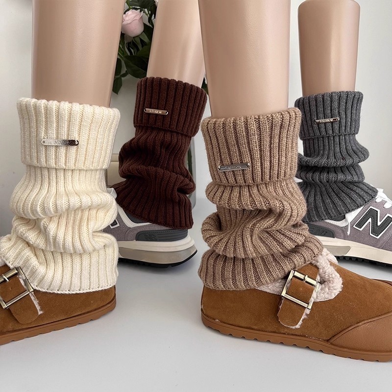 百搭羊绒针织堆堆袜小腿套金属标美式复古咖啡棕色套女秋冬季时髦