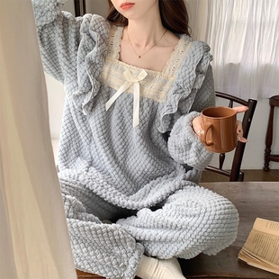 花边公主风女士家居服保暖套装 珊瑚绒加厚加绒长袖 秋冬季 睡衣女款