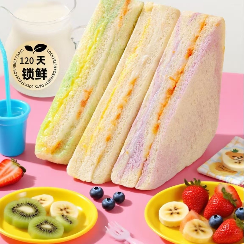 草莓冰激凌味三明治夹心爆浆面包早餐代餐整箱办公室零食休闲面包
