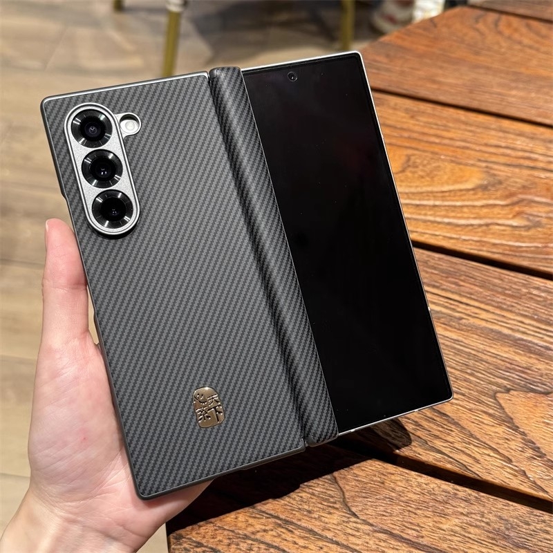 适用于三星Galaxy Z Fold7/6/5手机壳W25折叠屏保护套全包防摔碳碳纤维纹中轴铰链翻盖心系天下素皮套后壳