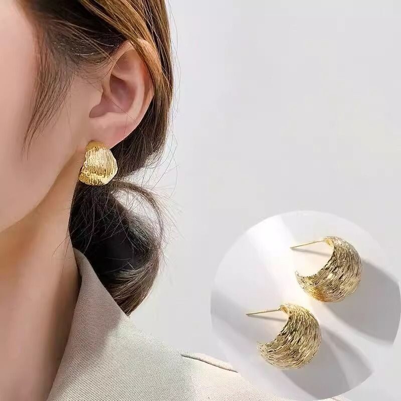 ��Ȧ��ɫ �߼������ݼ�����˿���ζ��������ʸм�Լ�ٴ��䵭���������Ů