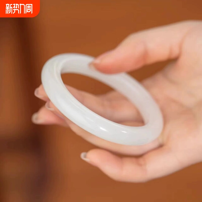 新疆和田玉白玉手镯羊脂玉镯子旺夫玉镯昆仑仿白玉女款送人礼品