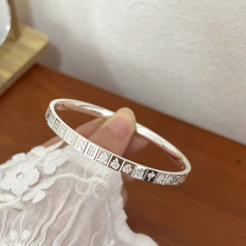 ɫʮ 52mm ŷɳвɫʮĪ˹ƽɫ˴77.44Ԫ