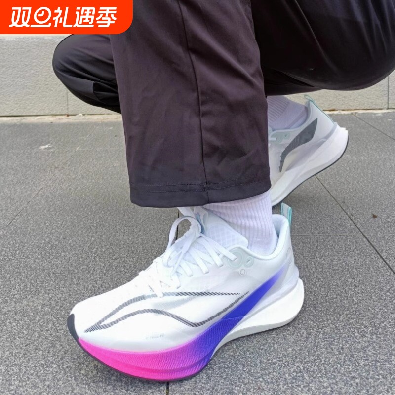 新款赤兔8pro跑鞋竞速碳板跑步鞋儿童学生运动鞋超轻网面休闲童鞋