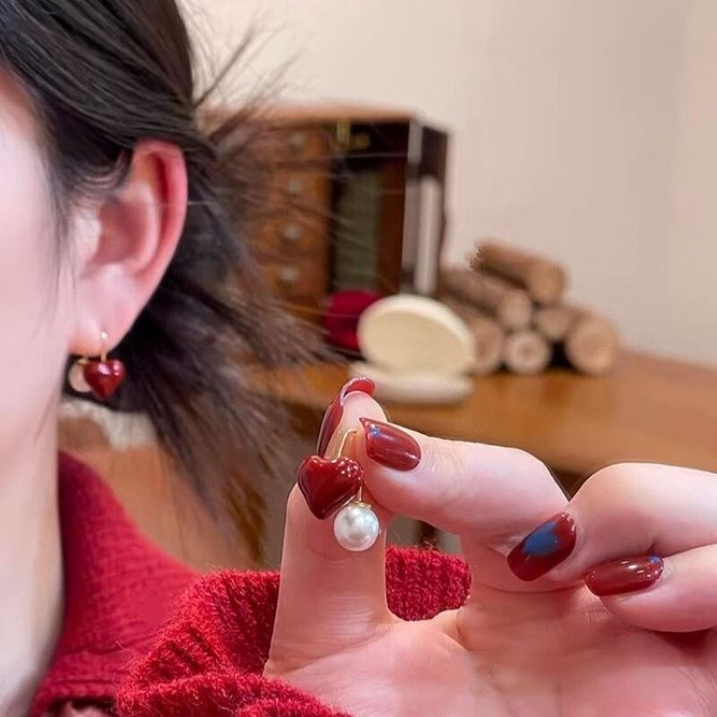 过年红色爱心珍珠两戴耳环女2026新款爆款耳钉轻奢高级感耳饰新年