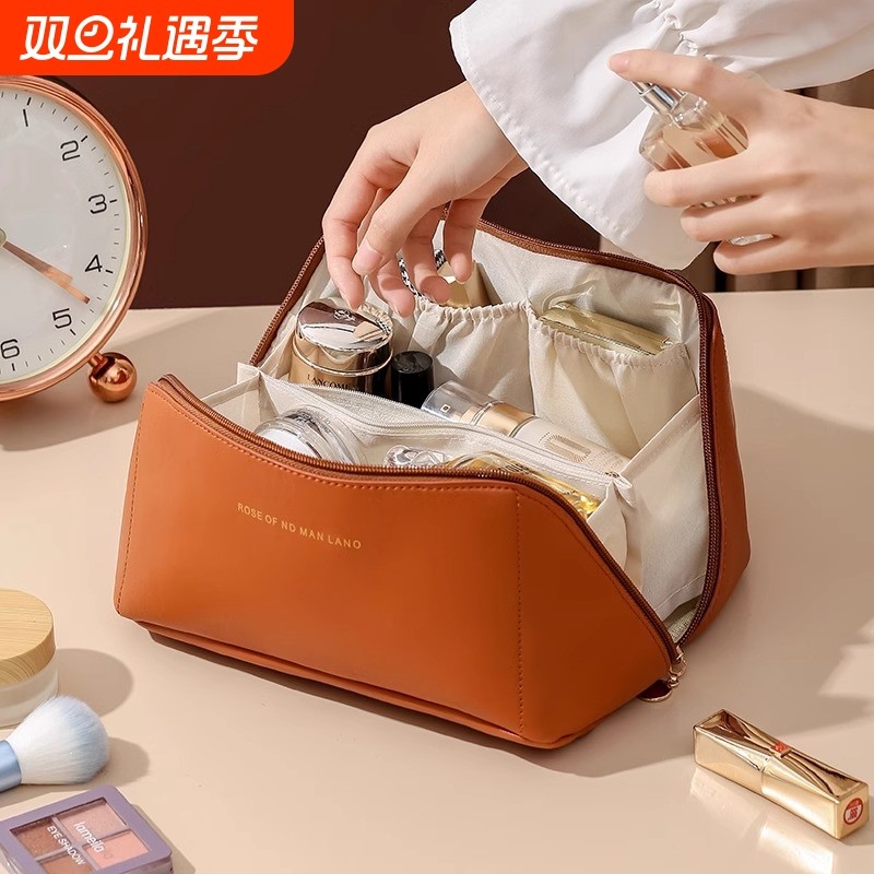 化妆包女大容量便携ins高级感网红2025新款旅行化妆品洗漱收纳