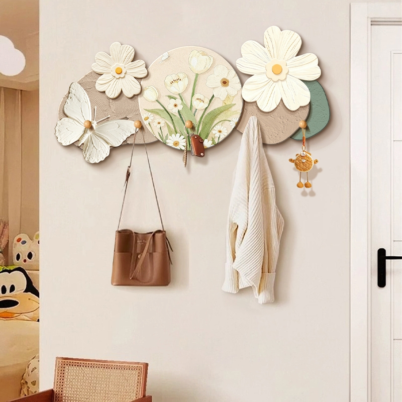 入户门后墙上衣帽架挂画新款奶油风蝴蝶花朵收纳架壁挂置物一体架