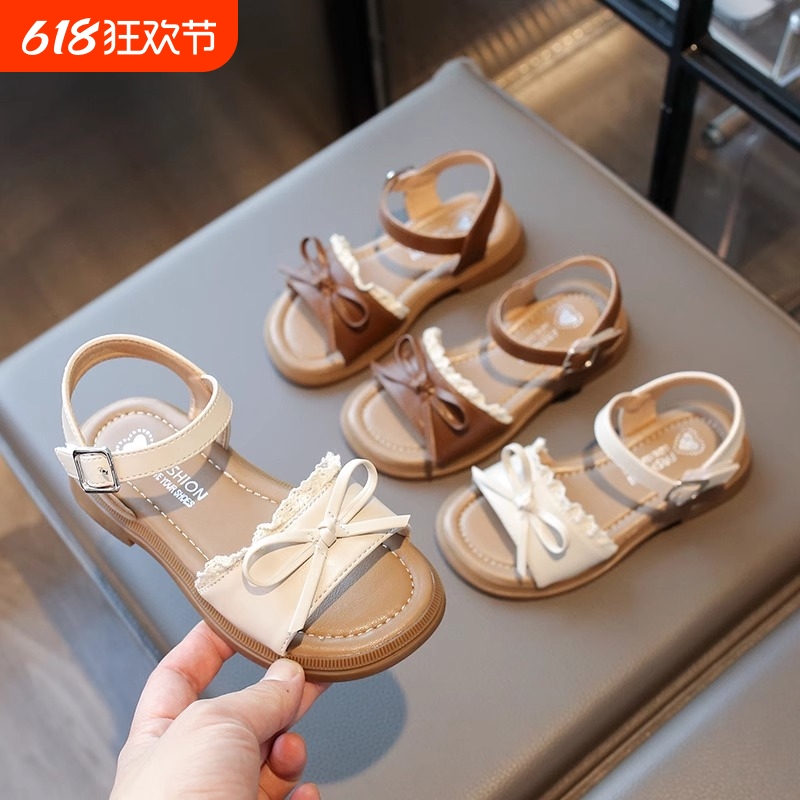 2025年夏季新款小女孩韩版花边凉鞋中大童软底时尚蝴蝶结沙滩鞋潮
