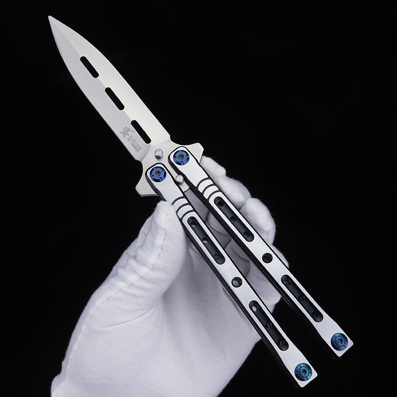 玄锋五代黑武士折叠蝴蝶刀CSGO练习玩具刀甩刀未开刃夜光多功能