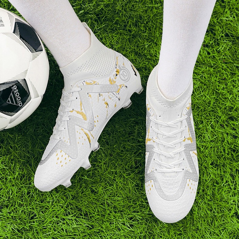 新款足球鞋长钉碎钉男女同款青少年足球运动鞋