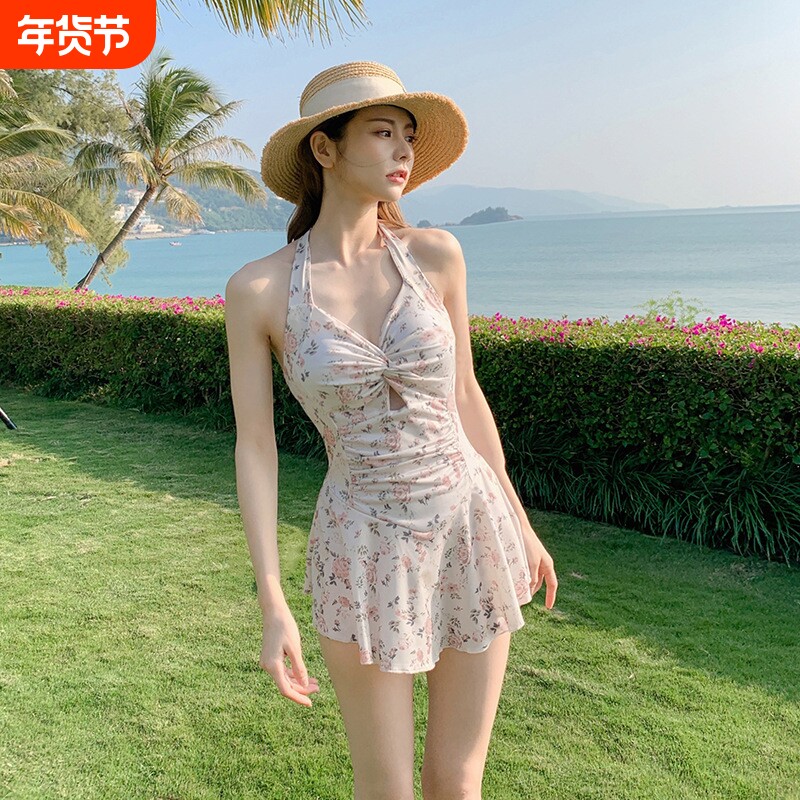 连体泳衣女裙式收腰显瘦保守黑色遮肉性感深领纯欲风泡温泉游泳装