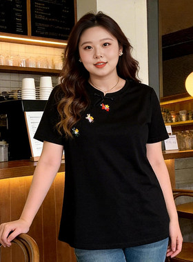 甜觅特大码女装夏装胖mm300斤胖妹妹小马绣花显瘦新中式立领T恤