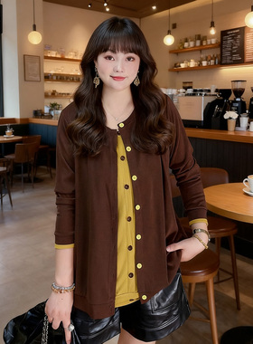 甜觅特大码女装2025春秋装胖mm300斤简约大方假两件针织开衫T恤