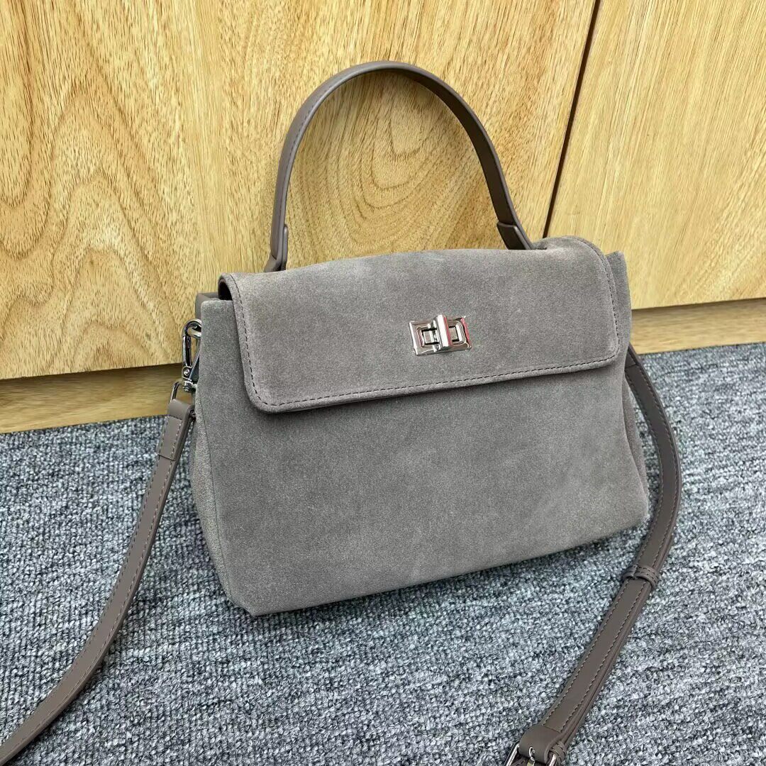 秋冬新品真皮女包韩版百搭时尚磨砂牛皮女手提单肩复古锁扣小众包