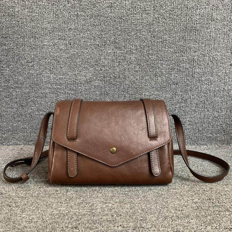 当季新品真皮女包春夏韩版百搭复古头层牛皮简约单肩包女小邮差包,箱包皮具/热销女包/男包,通用款女包,淘宝优惠券,粉丝福利购,淘宝优惠卷