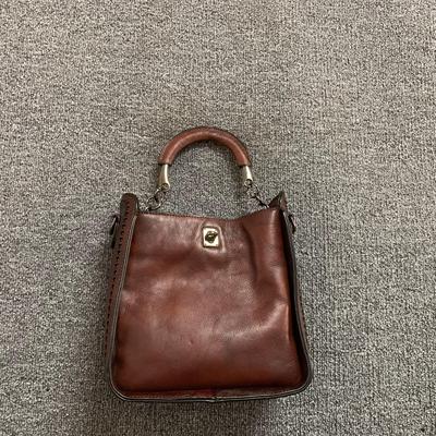 百搭时尚复古头层牛皮水桶包