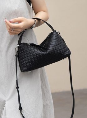 梦嘉丽羊皮编织女饺子包