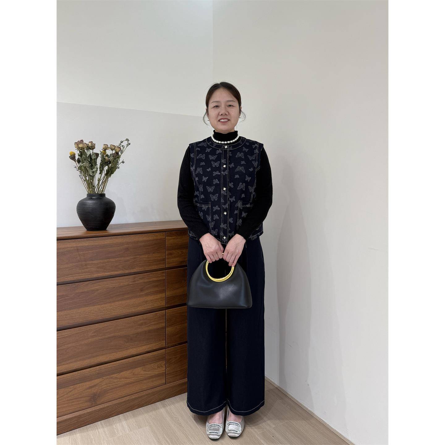 妈妈秋装洋气套202衣5新款中春年妇女马甲中MAC老年人秋季上三装
