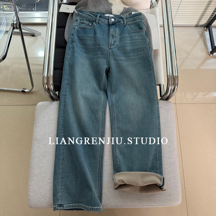 高腰直筒纯色百搭牛仔裤