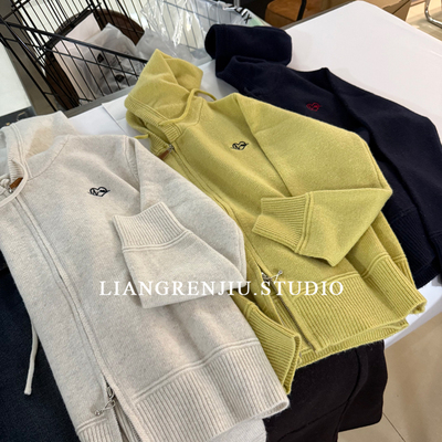 连帽拉链刺绣百搭针织衫