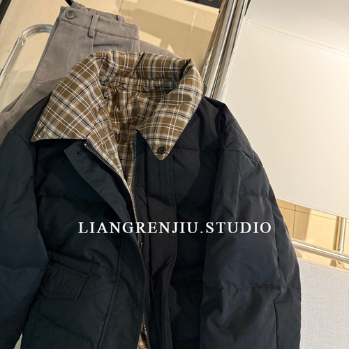 翻领格纹内衬百搭羽绒服