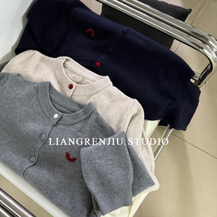 独家优质。圆领厚实双股细纱线针织衫开衫毛衣BR