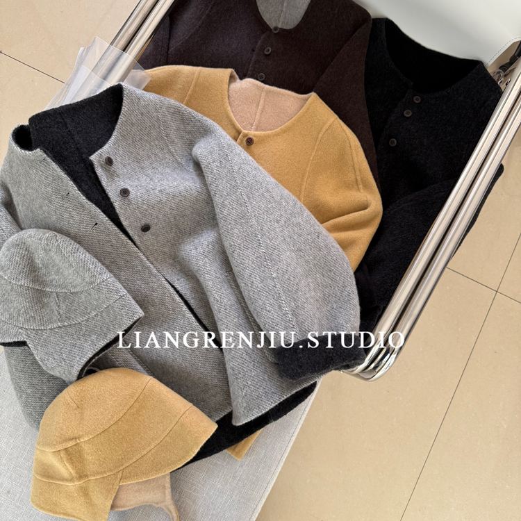 圆领纯色百搭宽松毛呢外套