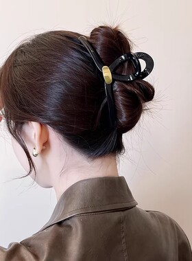 2026新款黑色抓夹鲨鱼夹女气质感后脑勺盘发发夹轻奢百搭发饰