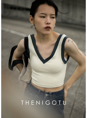 DOROTHY丨设计感V领白色短款短袖上衣女2021新款紧身显瘦T恤ins潮