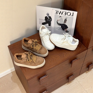 厚底经典小白鞋女款2026秋冬新款显脚小真皮学生百搭休闲运动板鞋