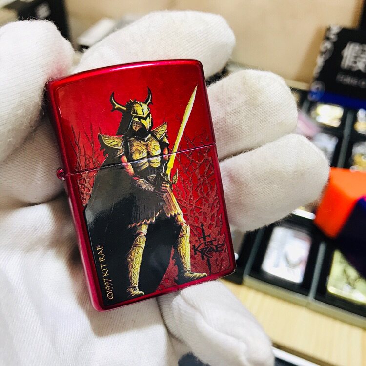 2007年收藏级zippo打火机