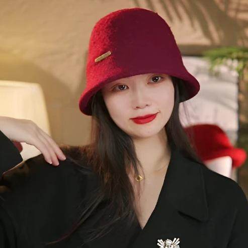 安可拉红色羊毛渔夫帽女气质优雅