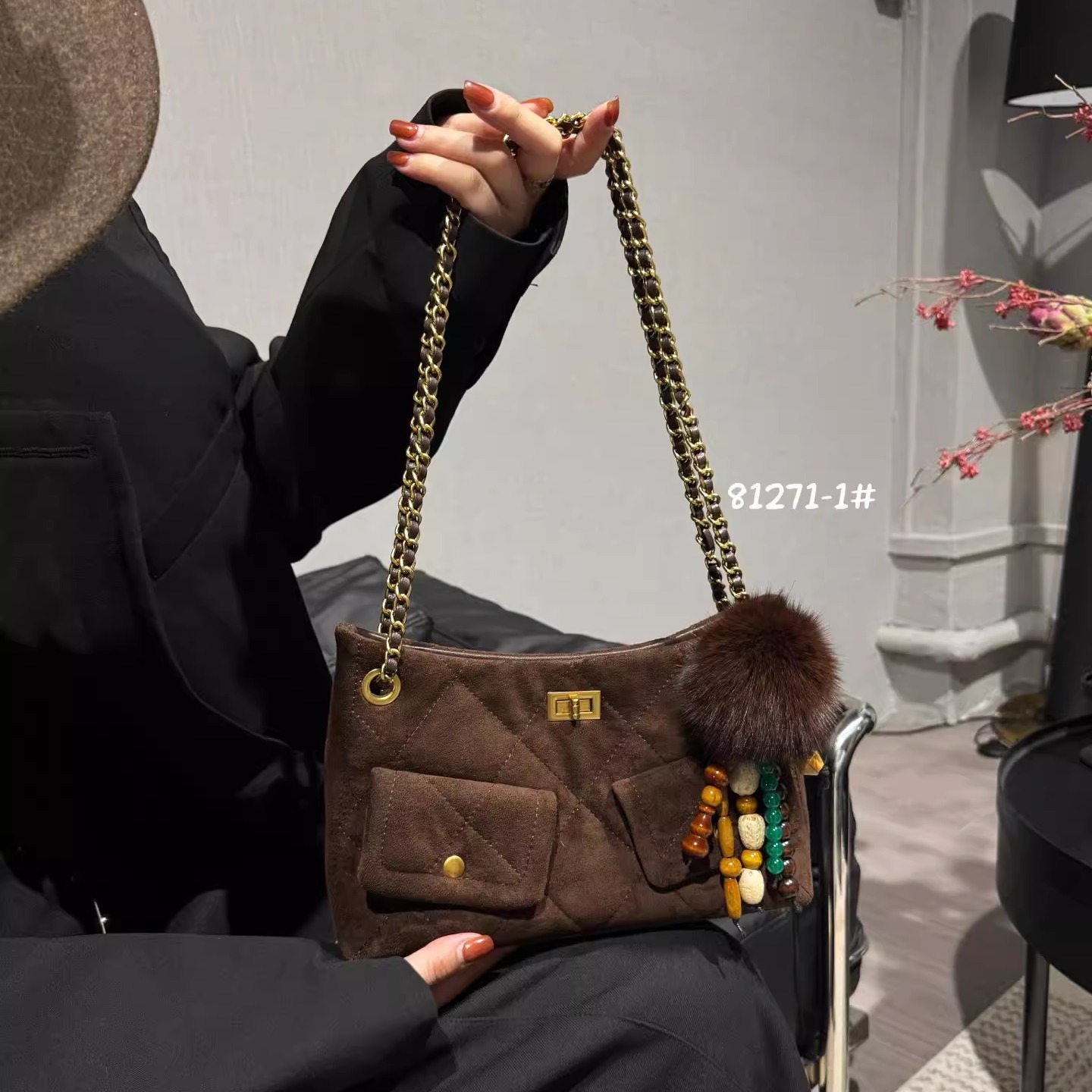 麂皮小香风中古包hobo腋下包女2025新菱格链条流浪包麂皮绒托特包