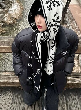 金云鹤同款复古雪花两面戴围巾