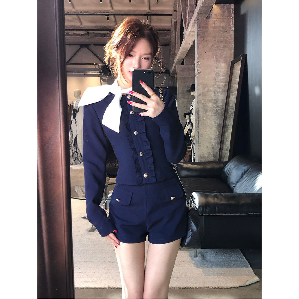 富家千金套装女秋季蝴蝶结时尚气质圆领木耳边蓝色长袖短裤两件套