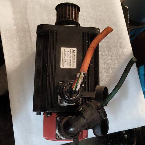 HD130ST-M10015LMBB KND伺服电机 1.5Kw 工控自动化配件议价维修