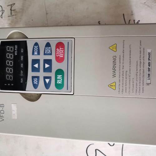 VFD037B43A 台达变频器 3.7KW 380V三相工业工控调速议价维修