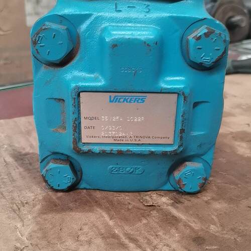 35V25A 1C22R 叶片泵 VICKERS威格士液压油泵议价维修