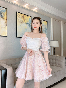 小茵家气质轻奢泡泡袖一字领收腰大摆欧根纱蓬蓬裙印花女神连衣裙