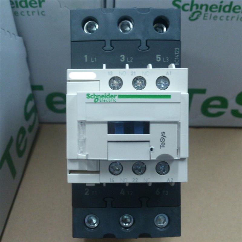 施耐德 TESYS款低压交流接触器 LC1-D50AM7C (22KW-380V)