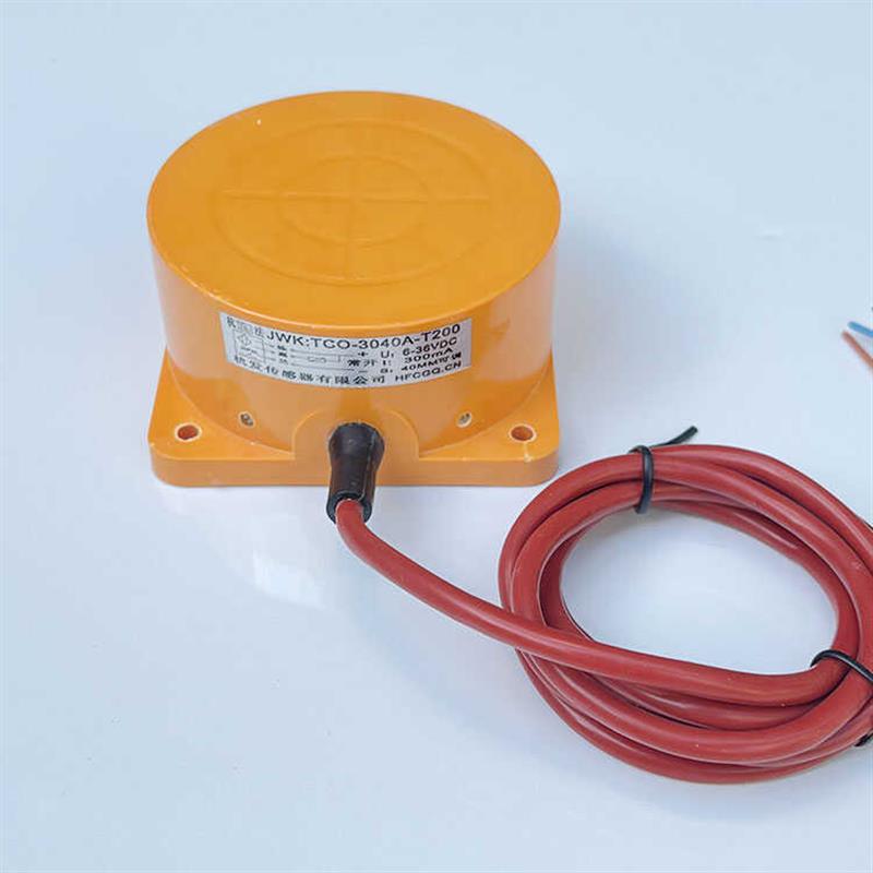 远距离传感器接近开关TCO-3040A-T200度耐高温3线常开npn 3040C